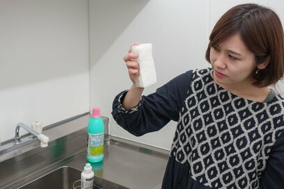 スポンジにカビや菌を繁殖させないテクまとめ！衛生的な収納法も
