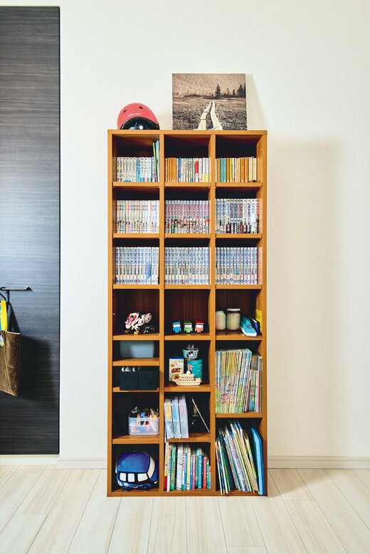 片づけた後の本棚