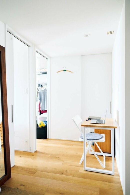 廊下をワークスペースに