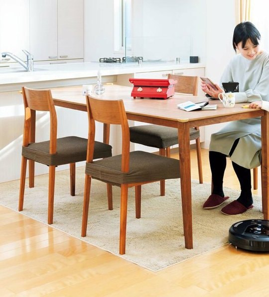 ダイニングテーブル