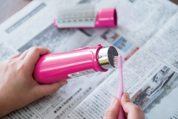 吹き出し口と吸い込み口の汚れを落とす