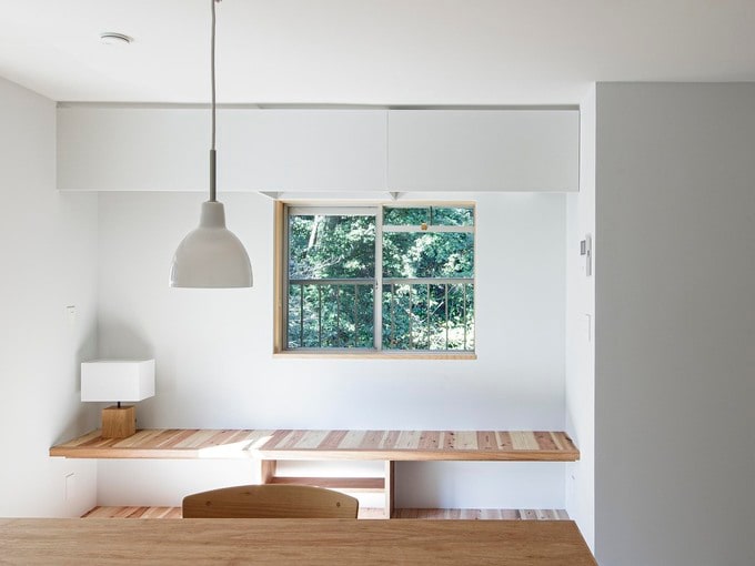 障子を開けると、借景が楽しめる