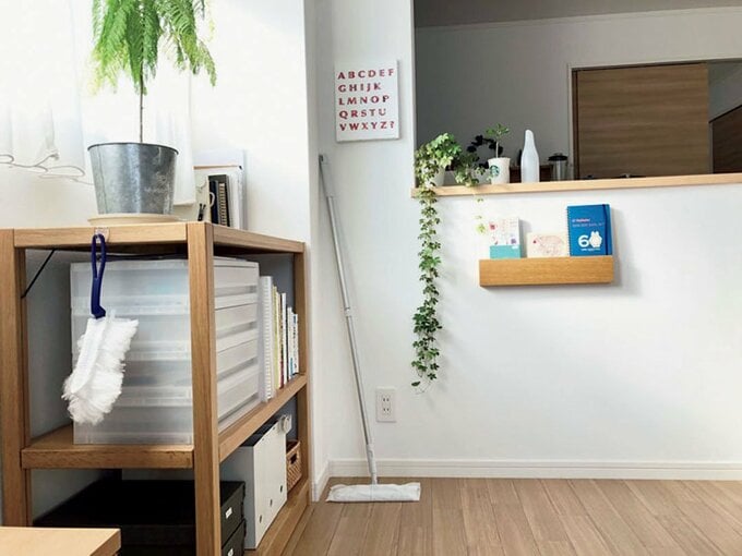 リビングの掃除道具の様子