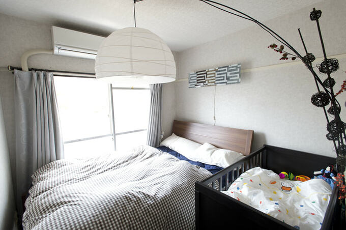 南向きで明るい寝室