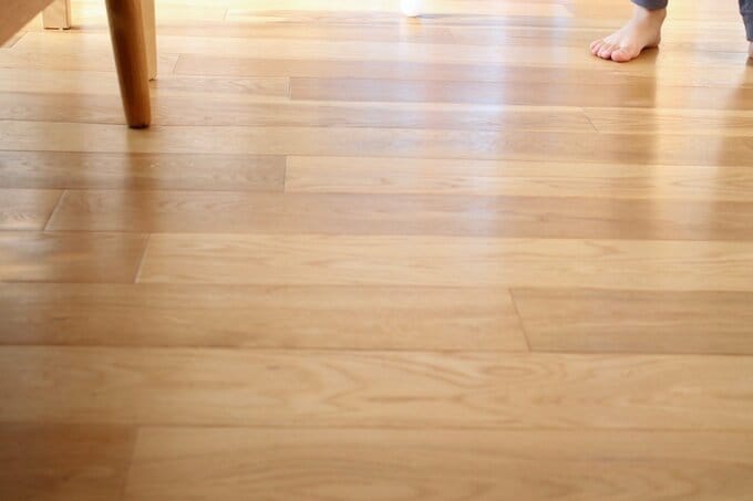 足触りがよい床板