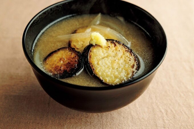 揚げ焼きナスのみそ汁