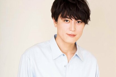 『真夏のシンデレラ』主演の間宮祥太朗さん。「連ドラ特有のライブ感を楽しんで」