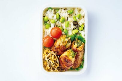 食費高騰に負けない300円弁当。ボリューミーな肉巻きが食べごたえ抜群