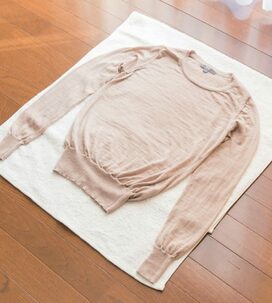 家で洗えば節約にも！プロに教わる冬物ニットのお手入れ