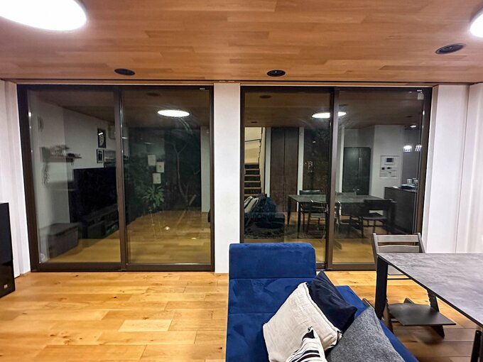 LDKから見た夜の庭