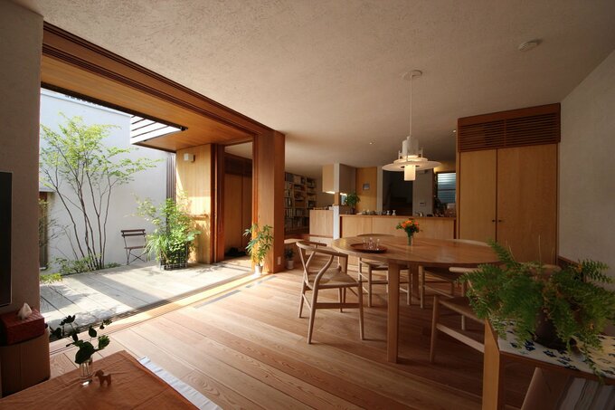 庭との連続感を生かしたプラン