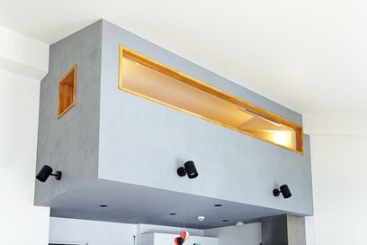 秘密基地みたいな読書スペースがキッチンの上に！ロフトが楽しいマンションリノベ