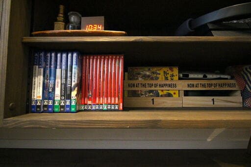 テレビボートには据え置き型のゲーム機やゲームソフト、DVDをまとめて収納