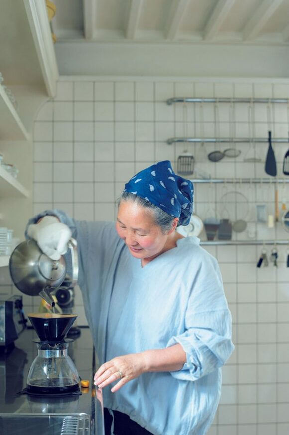 ドリップする女性