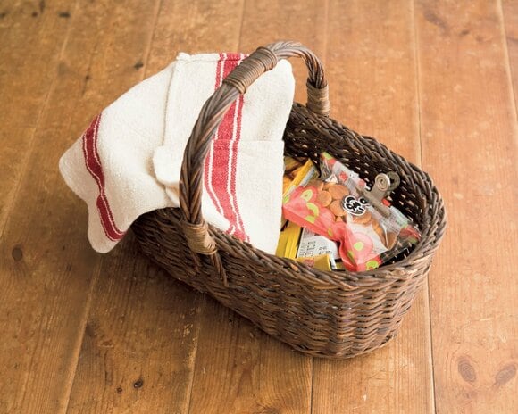 お菓子のカゴ
