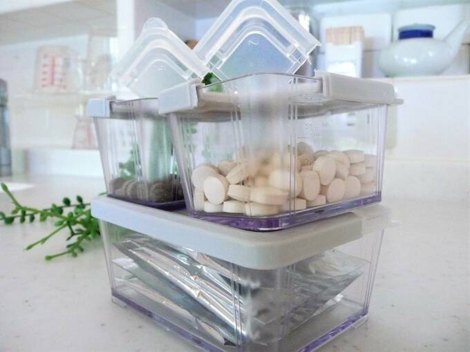 ふたの一角がパカッと