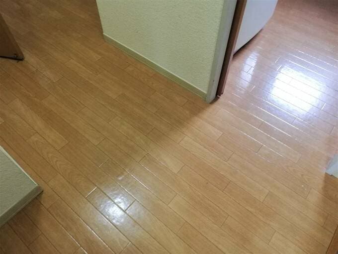 掃除した後のフローリングの様子