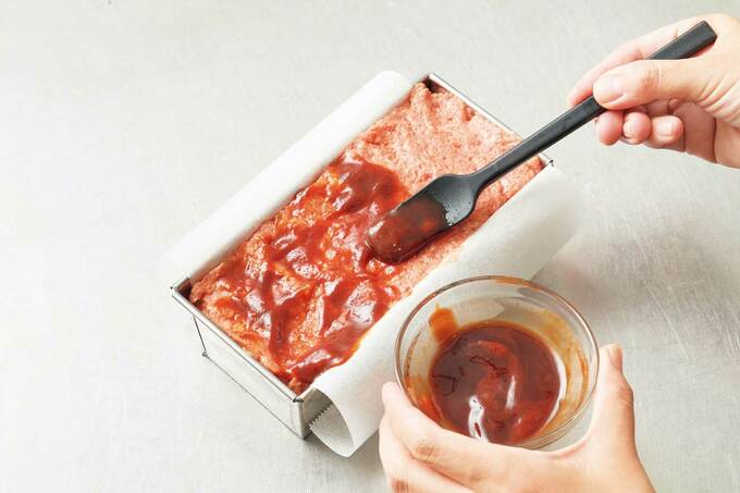 ジューシーミートローフの製作過程