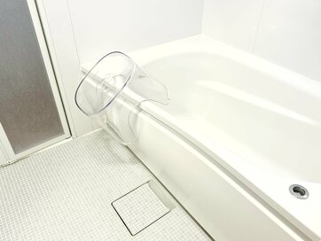 お風呂の「カビ掃除」は冬が効果的！手間なくピカピカ、プラスアルファの予防テクも