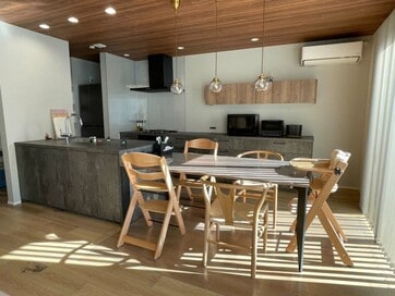 Ⅱ型キッチンは広々使えて片づけラク。家族みんなで料理ができる楽しい暮らしに