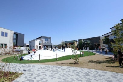 テーマパークみたいな住宅展示場に遊びに行こう。カフェやキッズスペース、イベントも充実