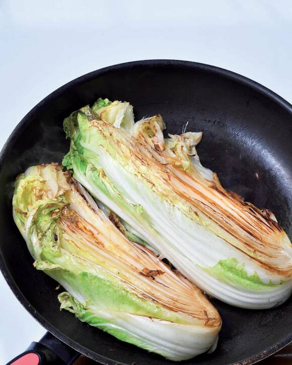 フライパンに白菜