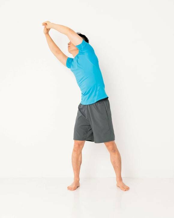 手が引っ張られるイメージ