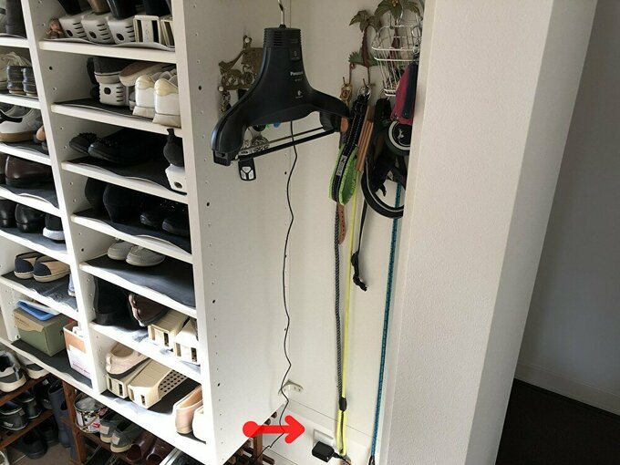 ウォークインシューズクローゼットにもコンセントが必要