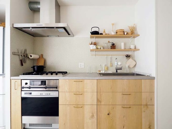 IKEAキッチンをベースにモールテックス仕上げとしたキッチン