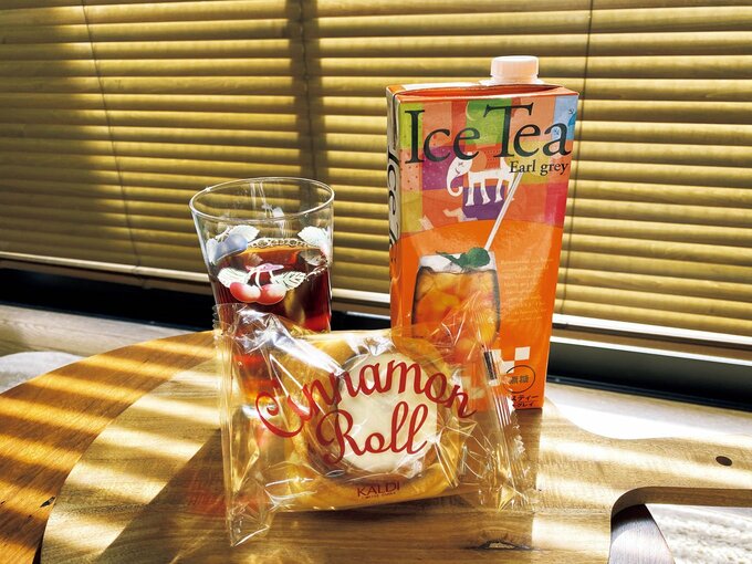 オリジナル シナモンロール/オリジナル アイスティー アールグレイ無糖