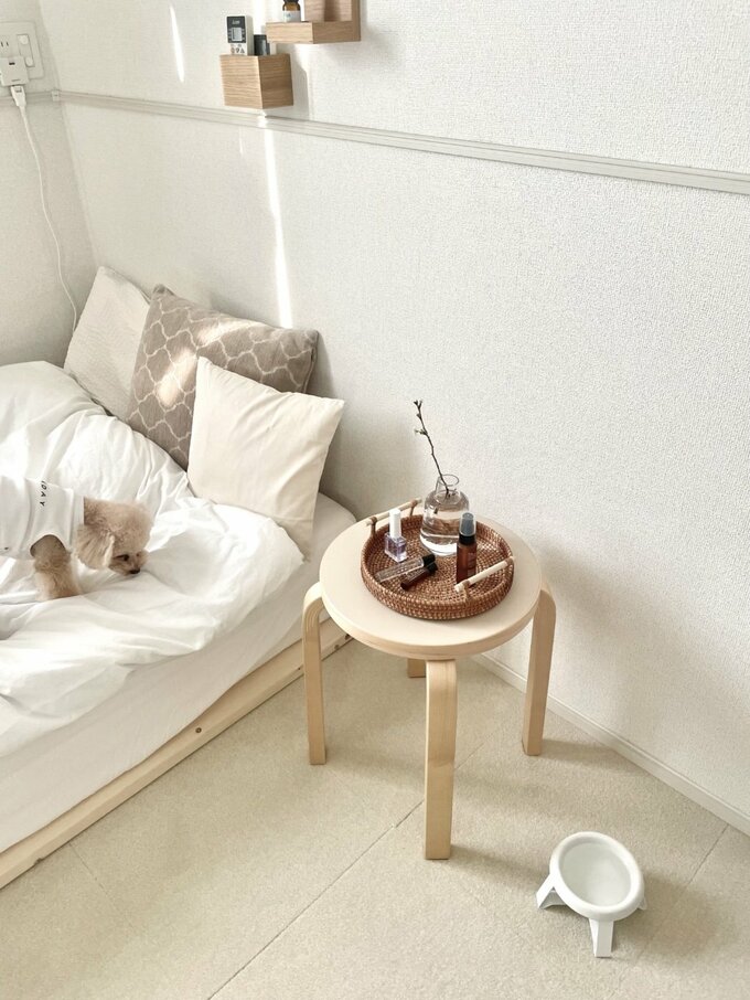 ものをイスの上に置く