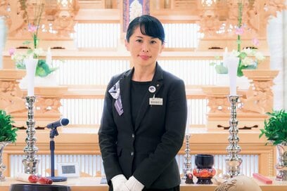 40代で葬儀場のパートに転職。アラフィフ女性が「残業のない職場」で知った“やりがい”