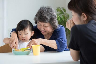 子どもに授乳、アポなし訪問…。ありがた迷惑な義母の行動に困ってます！