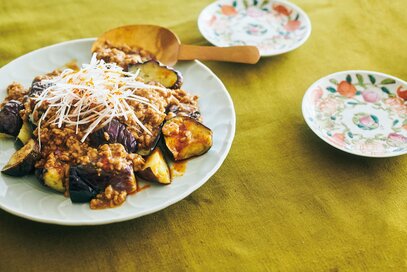 ナスを大量消費。ボリューム満点「ナスの黒酢そぼろあんかけ」レシピ