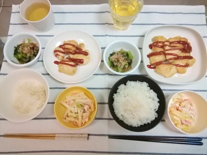 チキンカツの夕食