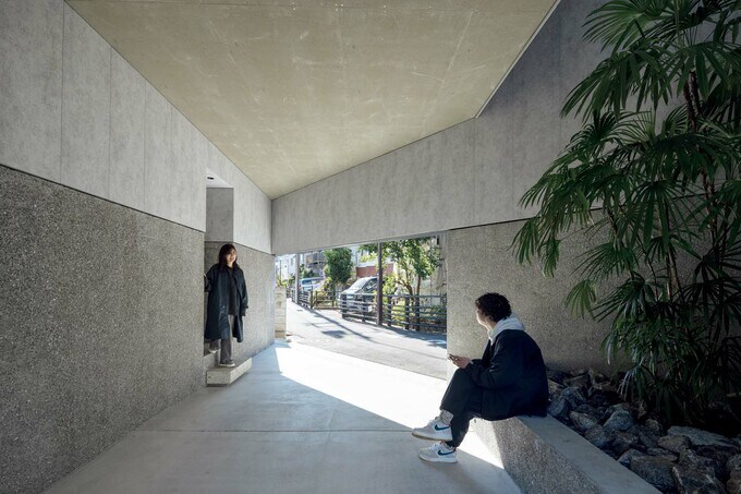 通り抜けられる駐車場