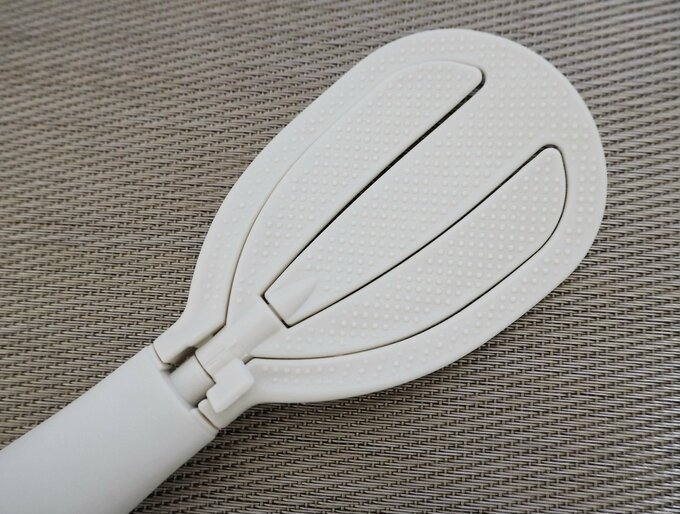 米とぎしゃもじ