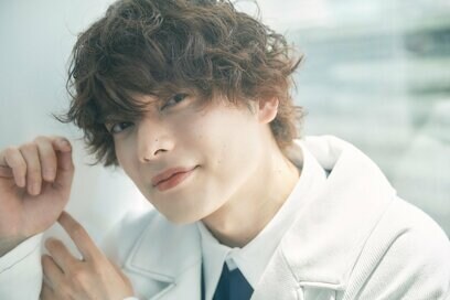 神社愛がスゴイ、俳優・崎山つばささん。大事なライブや撮影前に必ずやることとは？