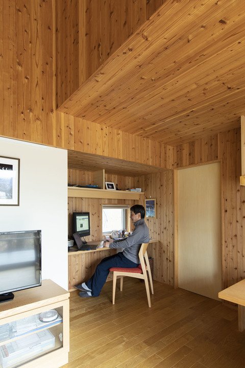 小さなデスクスペース