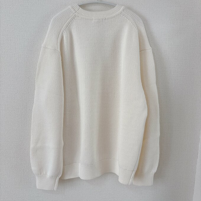 GU「リリヤーンクルーネックセーター」