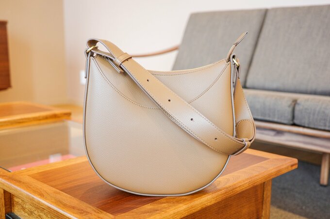 レザータッチワンハンドルバッグブラウン