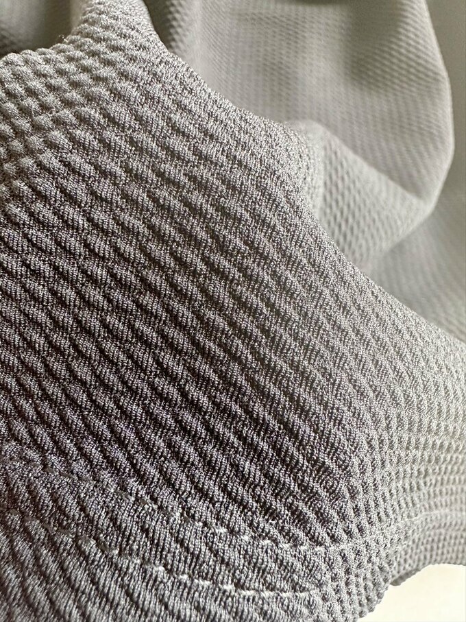 エンボスアップ