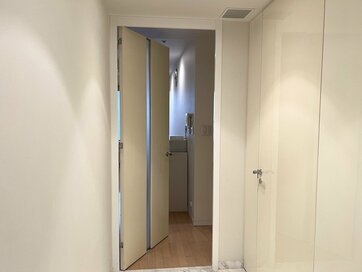 玄関→個室で「リビングを通るor通らない」間取り。両方住んで感じたこと