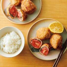 お肉の中にトマトがごろり！断面もきれいな「肉巻きトマトフライ」