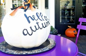 商店街でハロウィーン・デコレーション発見！