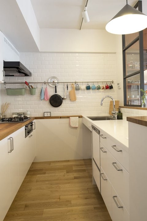 コの字型キッチンは動線が短く使いやすい