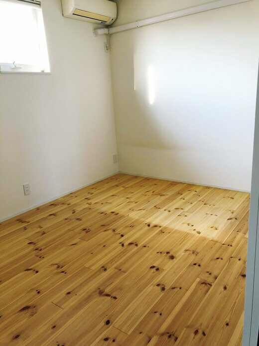 片づけた後の寝室