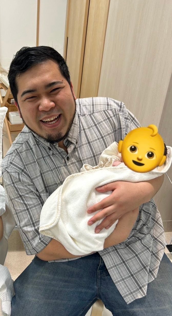 お笑いコンビ・令和ロマンの松井ケムリさん