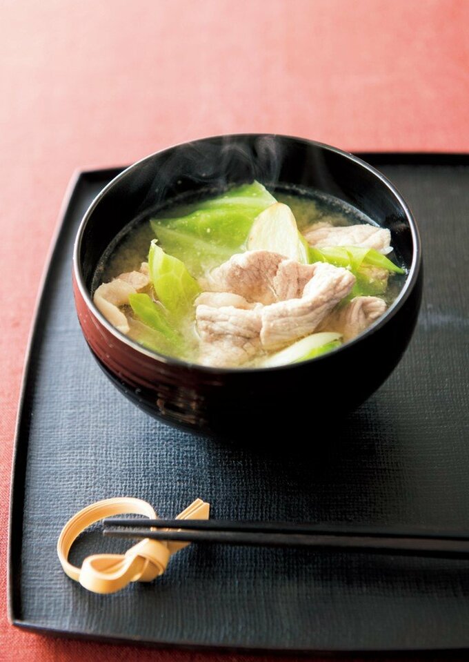 豚肉とキャベツのニンニク酢みそ汁