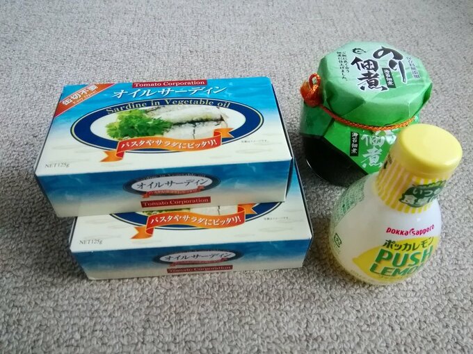 缶詰など保存食品